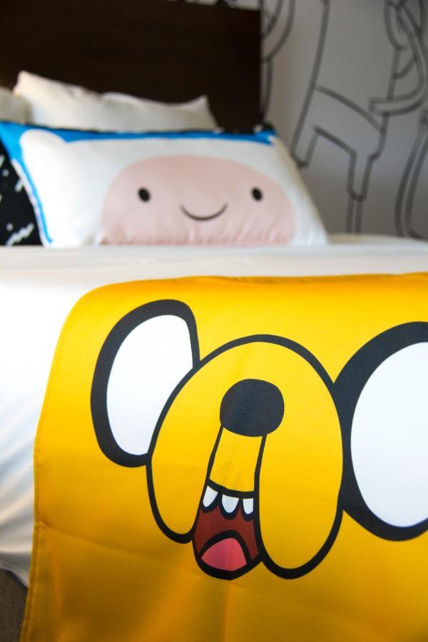 Cartoon Network Hotel Smoketown  エクステリア 写真